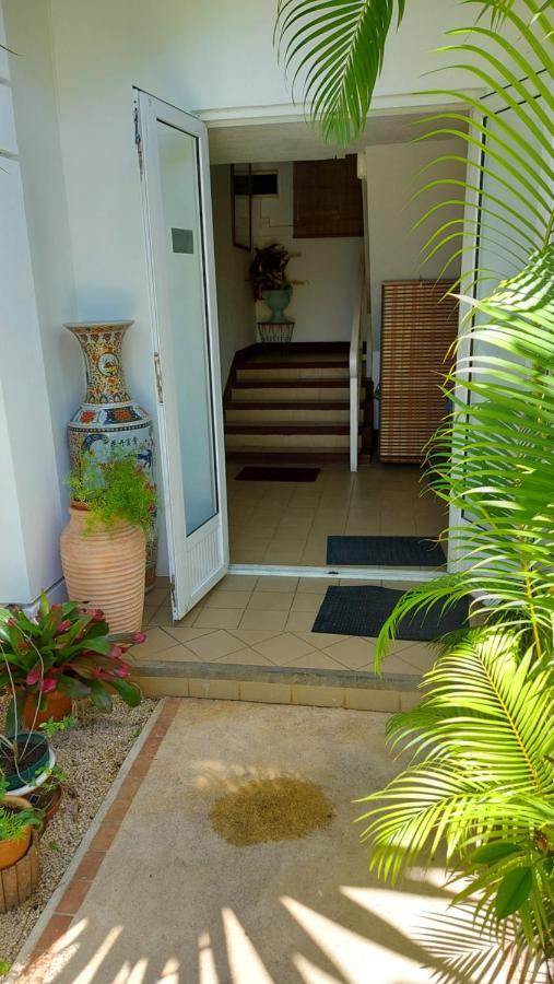 Tropical Palms Apartment Mauritius 푸앵트 오 카노니에 외부 사진